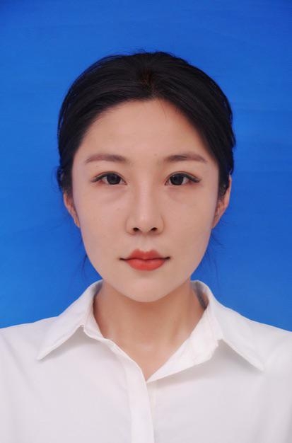 李月