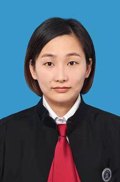 闫静